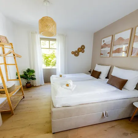 Appartamento Come4stay Innstadtgarten Domblick Passavia